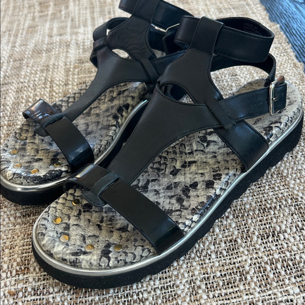 Black Strappy Gladiator Sandals with Snakeskin Insole by Donald Pliner SZ 6
